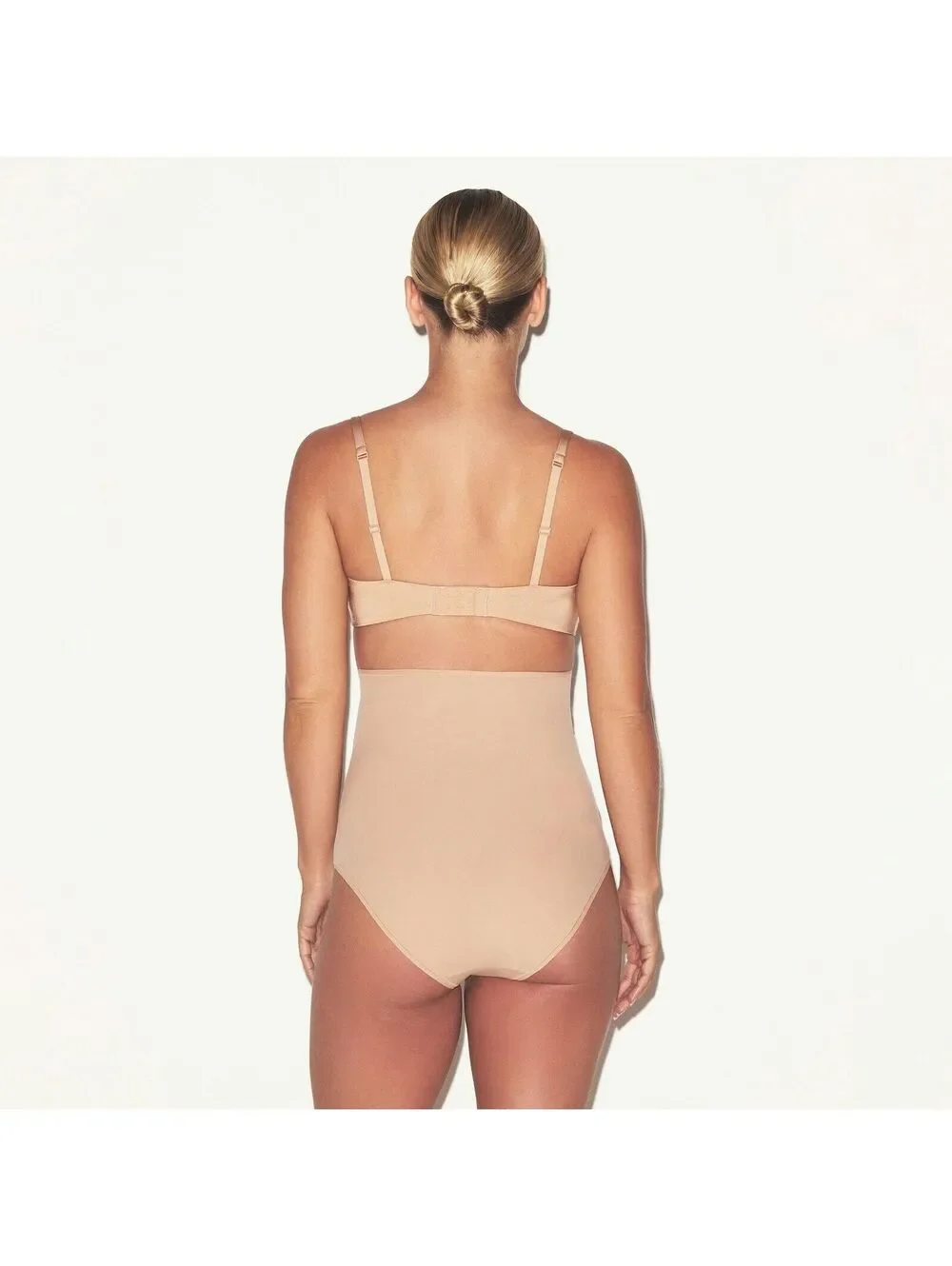 SKIMS NWT Wireless Form Maternity Nursing Bra - Size 38B